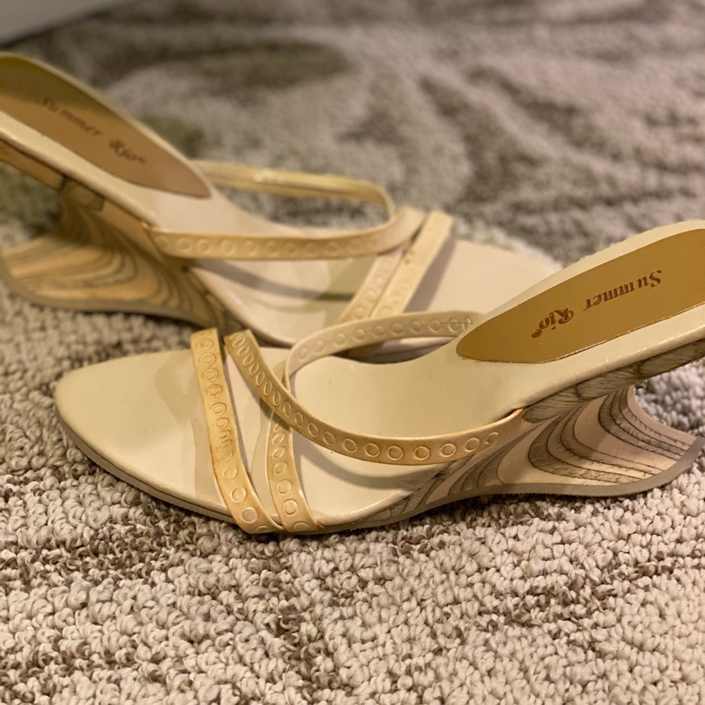 Wedge heel
